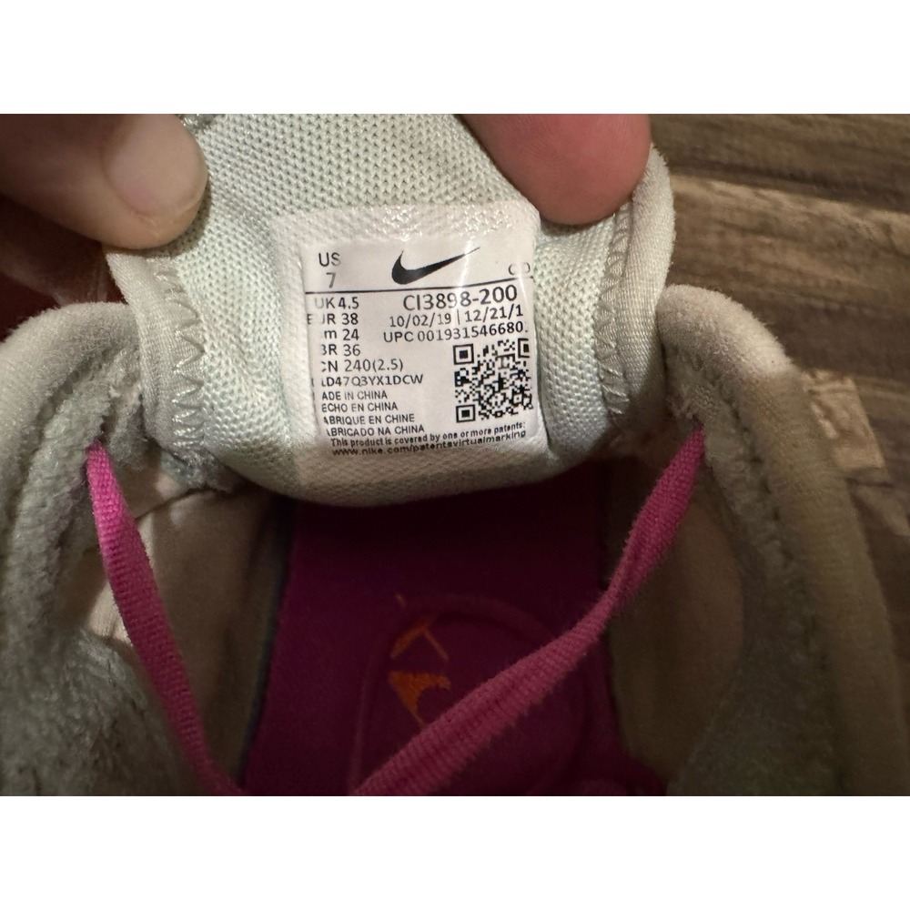 Women's Nike Air Max Dia Running Shoes CI3898-200 Fossil/Hyper Crimson Sz 7 WORN - Picture 8 of 11